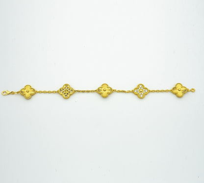 [Camiery] CLASH & Clover Laser 5-Motif & LOVE Brushed Bracelet Stack Set
