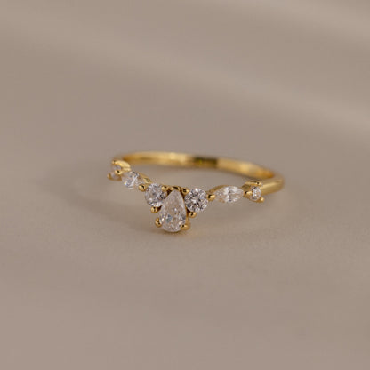 Pear Diamond Curve Ring